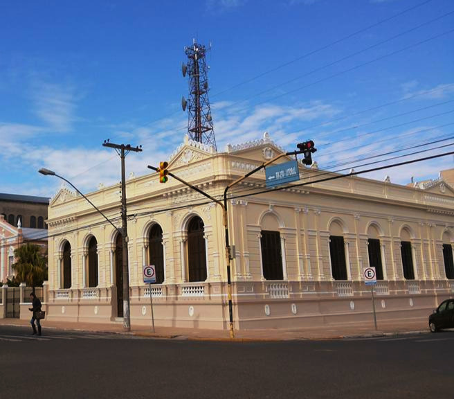 Gosta de história? Explore o arquivo&nbsp;histórico